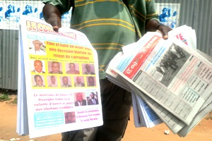 Article : Les grands titres des journaux parus mardi au Togo 16-10-2012
